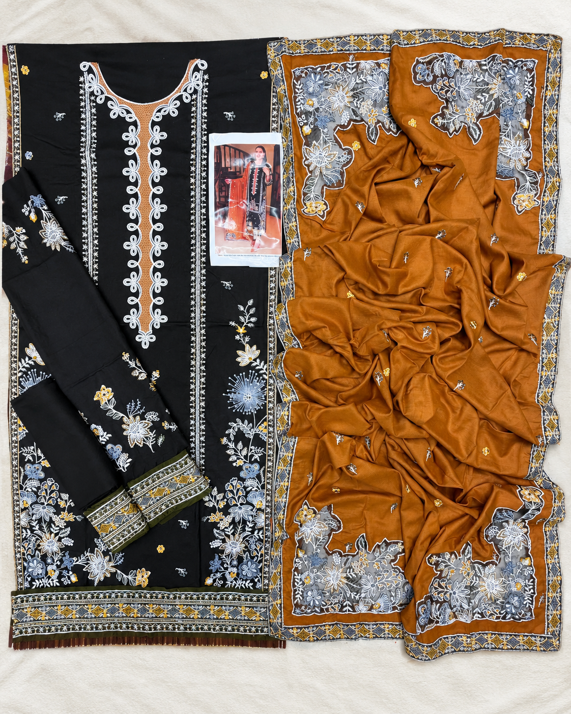 Aneela’s Dhanak 3-Piece Embroidered Suit – Winter 2026